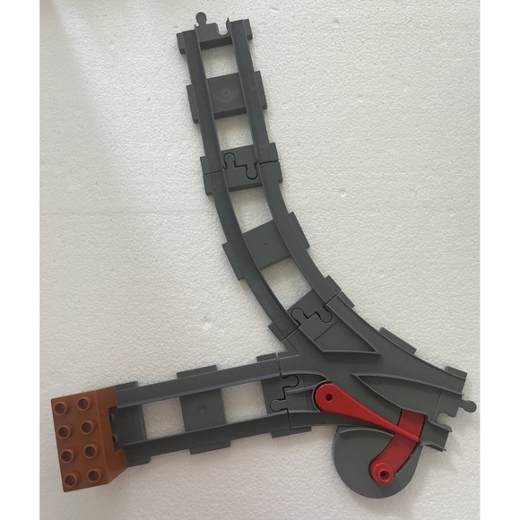 LEGO Duplo 2005 Thomas and Friends:‎ James At Knapford Station Set 5552 - Picture 15 of 16